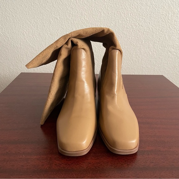 NWOT Makron Suela Leather Floral Rose Embossed Boots - Picture 3 of 9